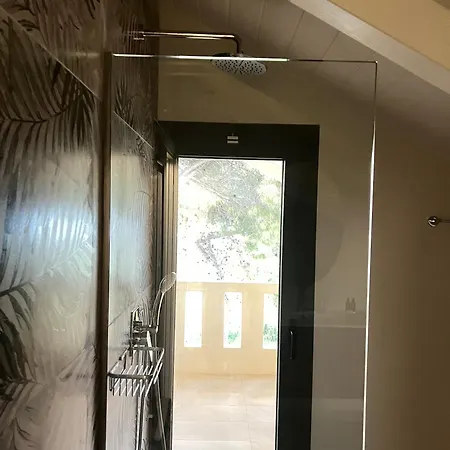 Ionian Coco Palm 公寓式酒店 3*