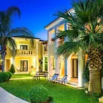 מלון דירות Ionian Coco Palm טסיליבי