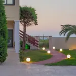 מלון דירות Ionian Coco Palm 3*
